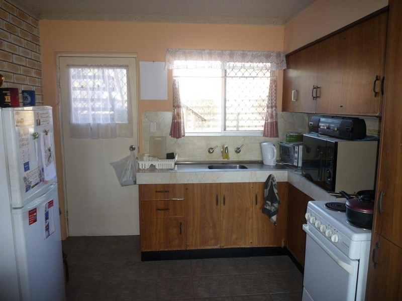 2/64  Taylor Street, Pialba QLD 4655