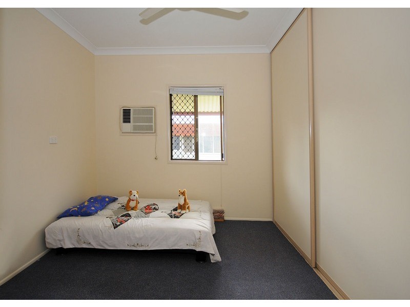 73 Dayman Street, Urangan QLD 4655
