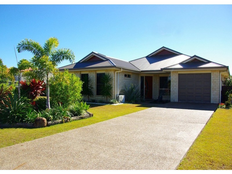 6 Pinehurst Drive, Wondunna QLD 4655