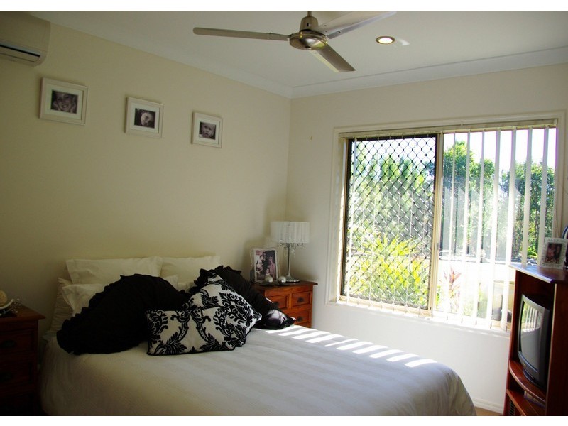 6 Pinehurst Drive, Wondunna QLD 4655