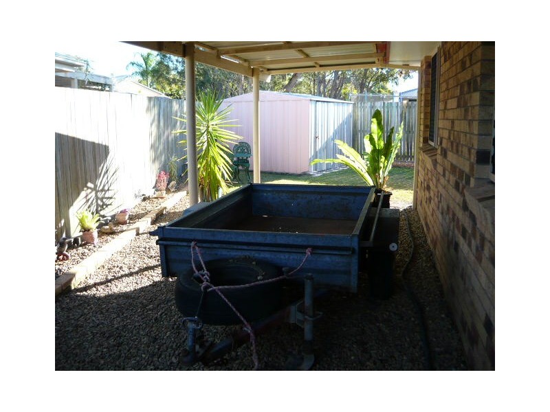 12 Shoreline Crt, Urangan QLD 4655