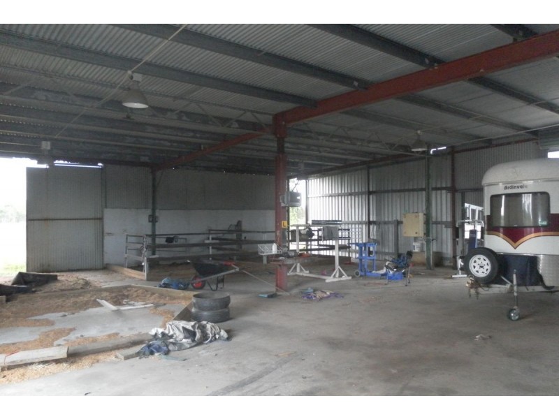 39 Churchill Mine Road, Dundathu QLD 4650
