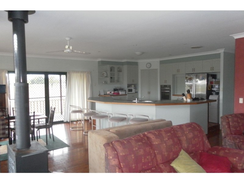 39 Churchill Mine Road, Dundathu QLD 4650