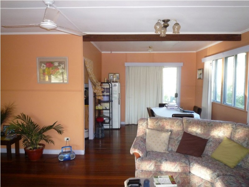92 Long Street, Point Vernon QLD 4655