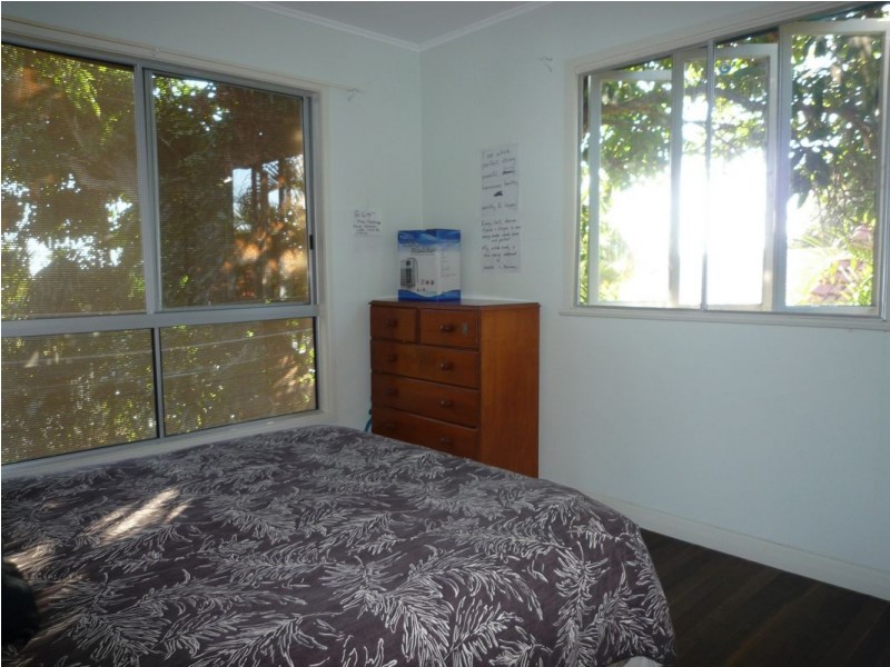 92 Long Street, Point Vernon QLD 4655