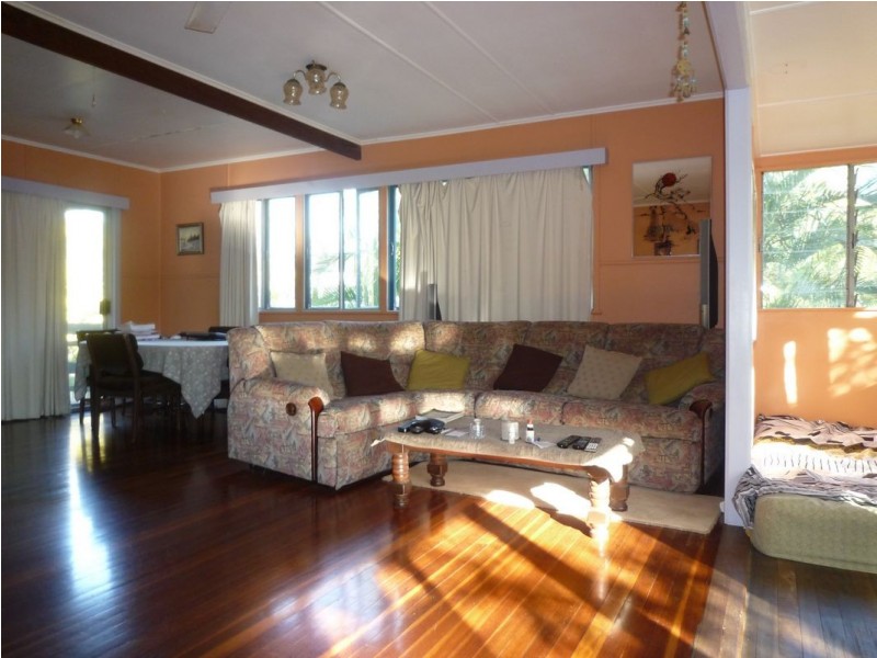 92 Long Street, Point Vernon QLD 4655