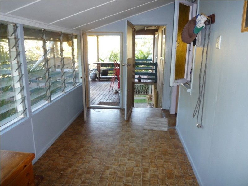 92 Long Street, Point Vernon QLD 4655