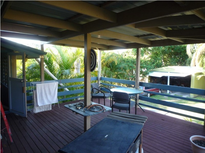 92 Long Street, Point Vernon QLD 4655