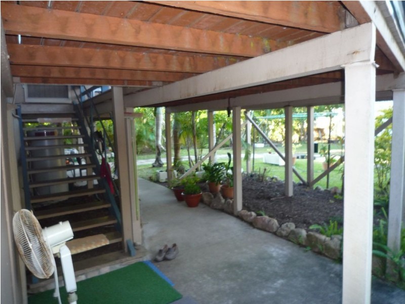 92 Long Street, Point Vernon QLD 4655