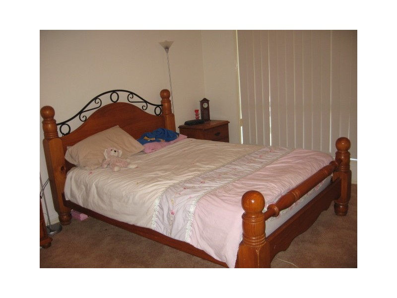 26 Deloraine Ave, Urangan QLD 4655