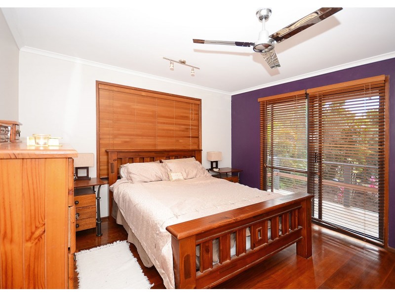 8 Windsor Way, Urraween QLD 4655