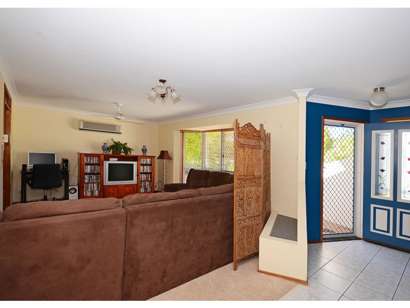 10 Cedar Crescent, Kawungan QLD 4655