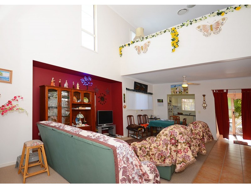 UNIT 88-34 Elizabeth Street, Urangan QLD 4655