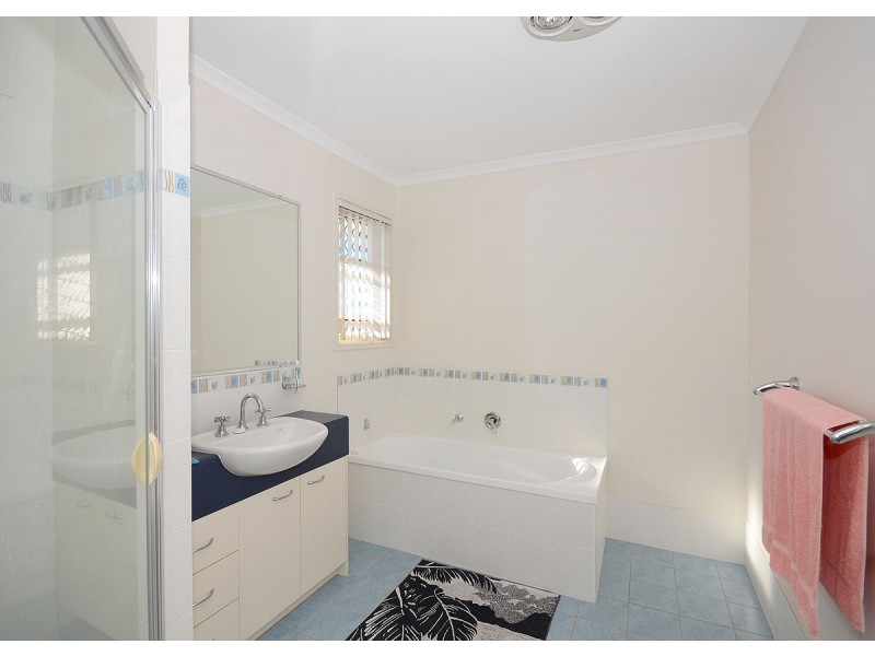 UNIT 88-34 Elizabeth Street, Urangan QLD 4655