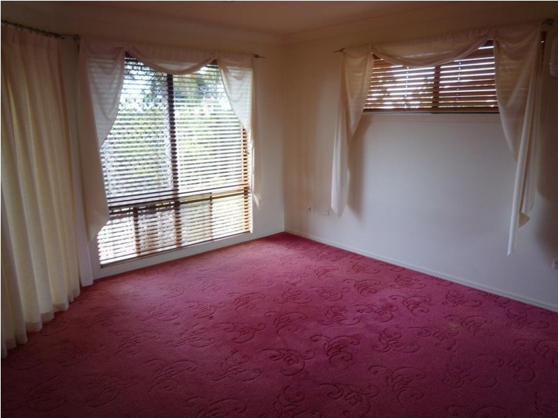 33 Royal Drive, Kawungan QLD 4655