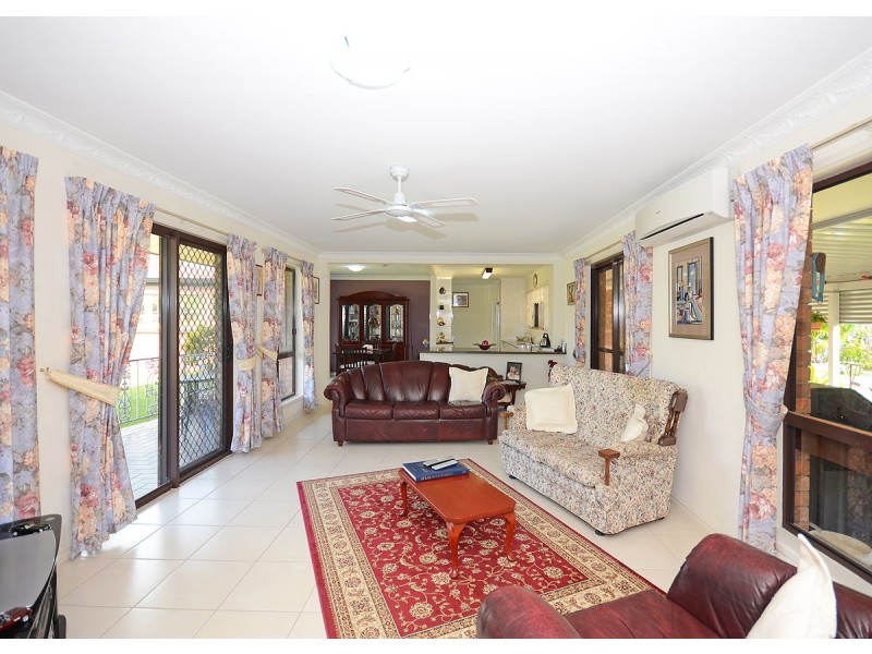 104 Murphy Street, Point Vernon QLD 4655
