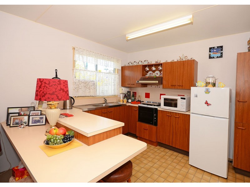 Home 8-26 Corser Street, Point Vernon QLD 4655