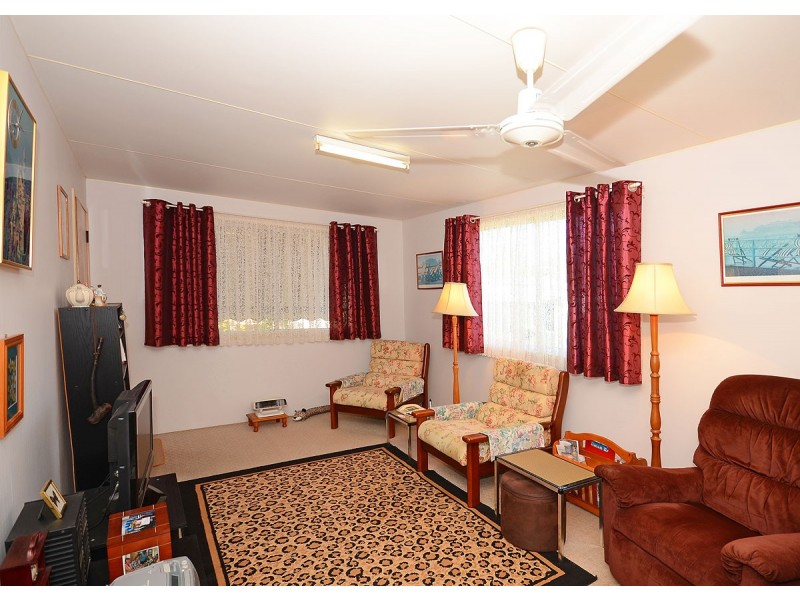 Home 8-26 Corser Street, Point Vernon QLD 4655