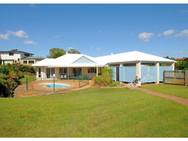 15 Gundesen Drive, Urraween QLD 4655