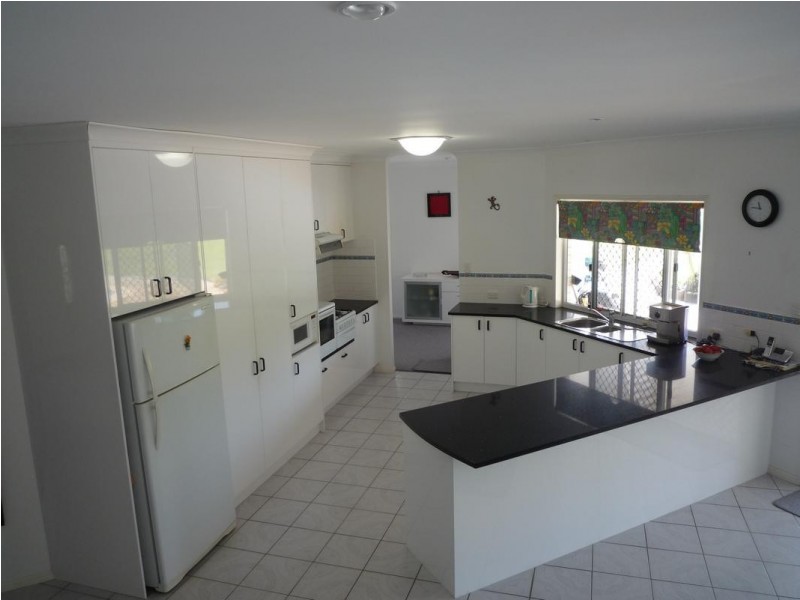 15 Gundesen Drive, Urraween QLD 4655