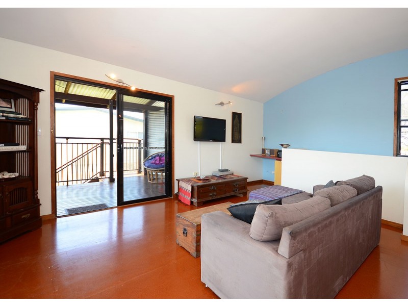 6 Moonbi Street, Scarness QLD 4655