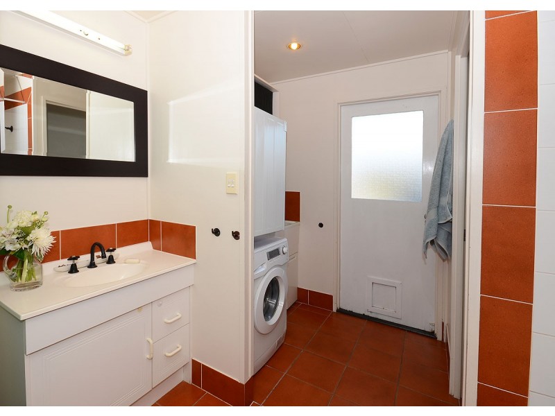 6 Moonbi Street, Scarness QLD 4655