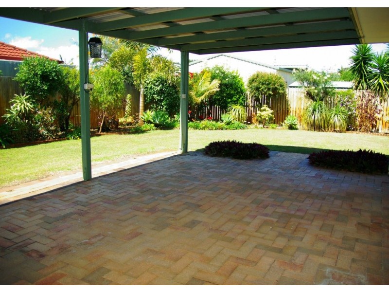11 Lester Crescent, Hervey Bay QLD 4655
