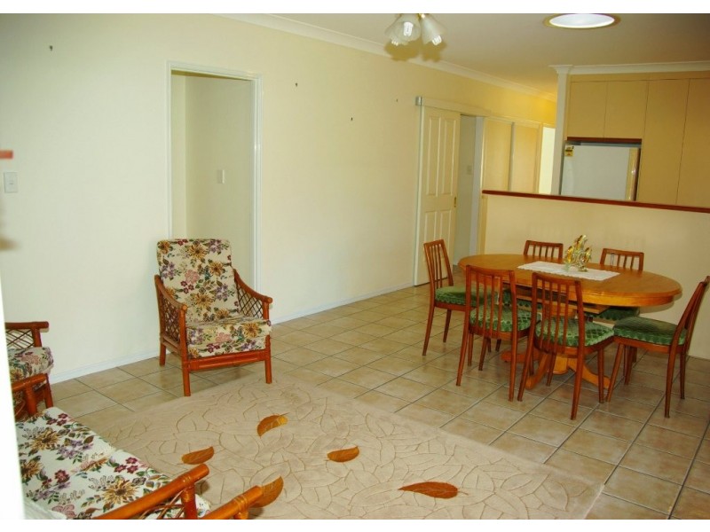11 Lester Crescent, Hervey Bay QLD 4655