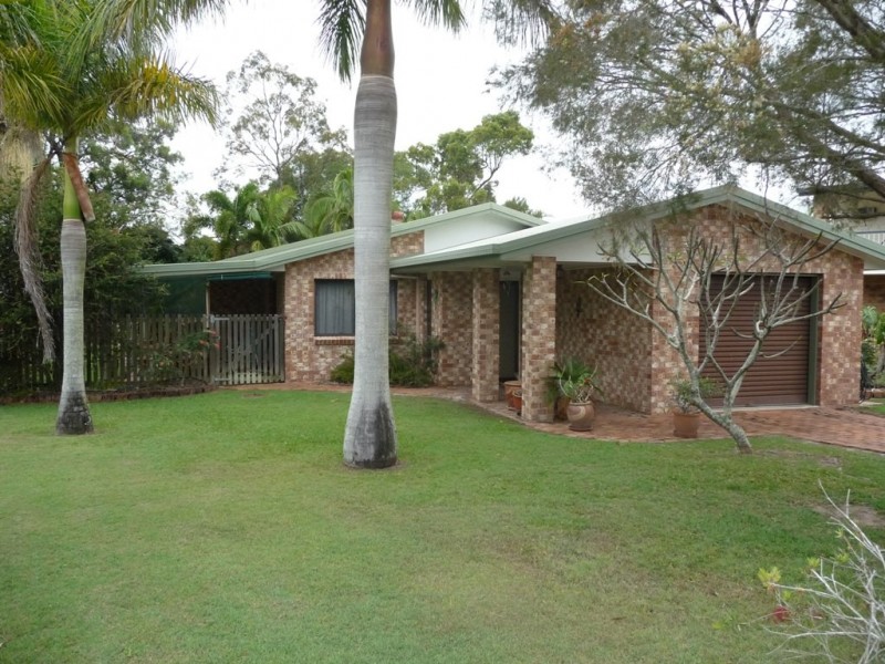 6 Cochrane Court, Torquay QLD 4655