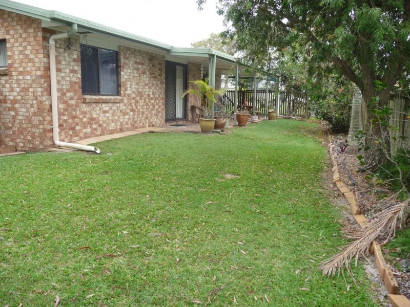 6 Cochrane Court, Torquay QLD 4655