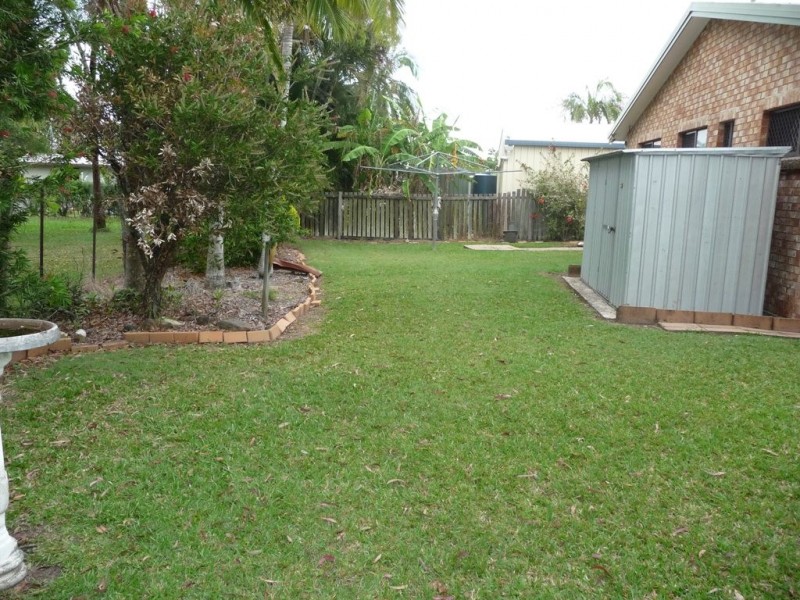 6 Cochrane Court, Torquay QLD 4655