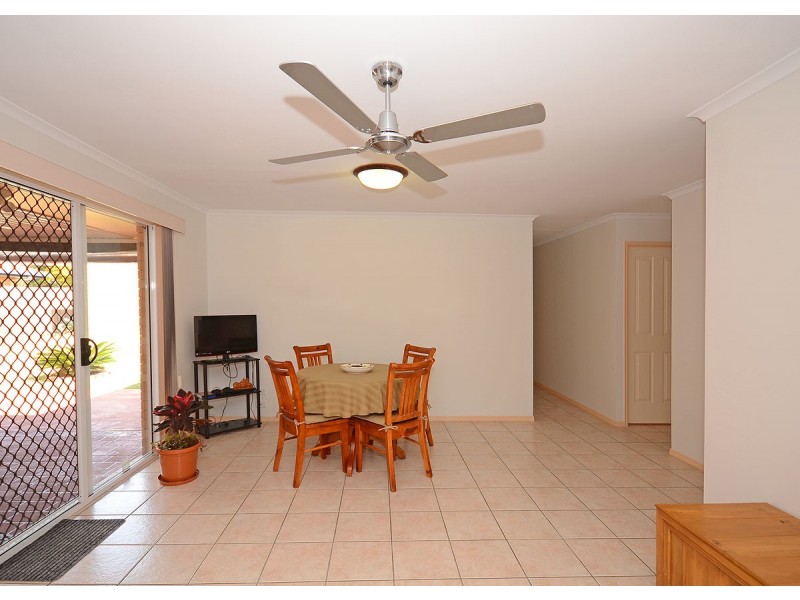 12 Heather Way, Urraween QLD 4655