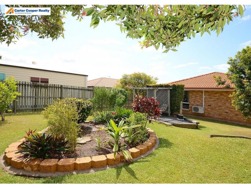 12 Heather Way, Urraween QLD 4655
