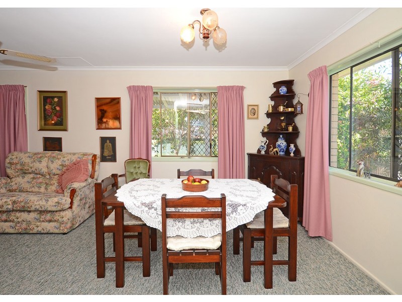 33 Miller Street, Urangan QLD 4655