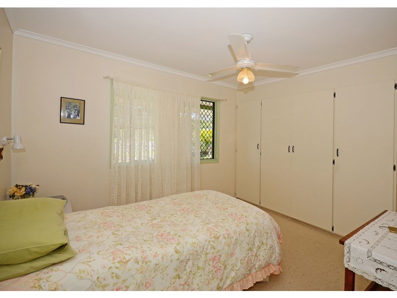 33 Miller Street, Urangan QLD 4655