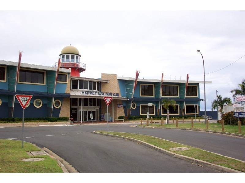 650 Esplanade, Urangan QLD 4655