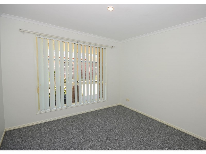 1, 9 King Edward Court, Urangan QLD 4655