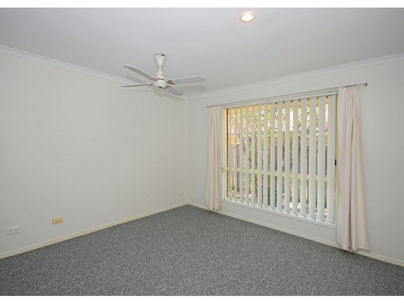 1, 9 King Edward Court, Urangan QLD 4655