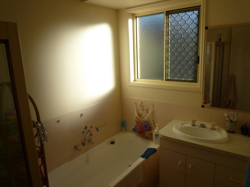 11 Princess Park Court, Torquay QLD 4655