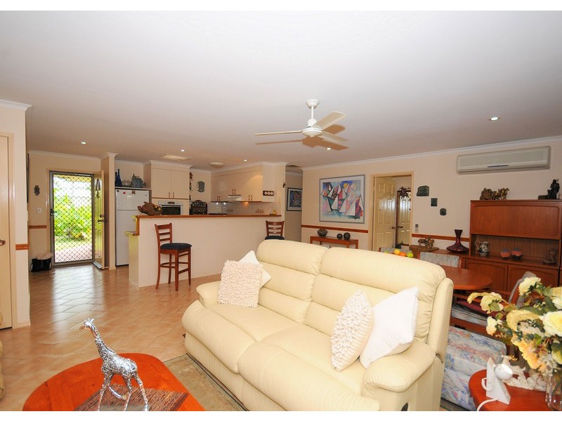 12 Lakeside Court, Hervey Bay QLD 4655