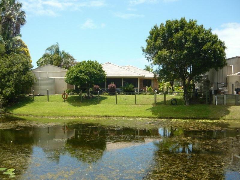 12 Lakeside Court, Hervey Bay QLD 4655
