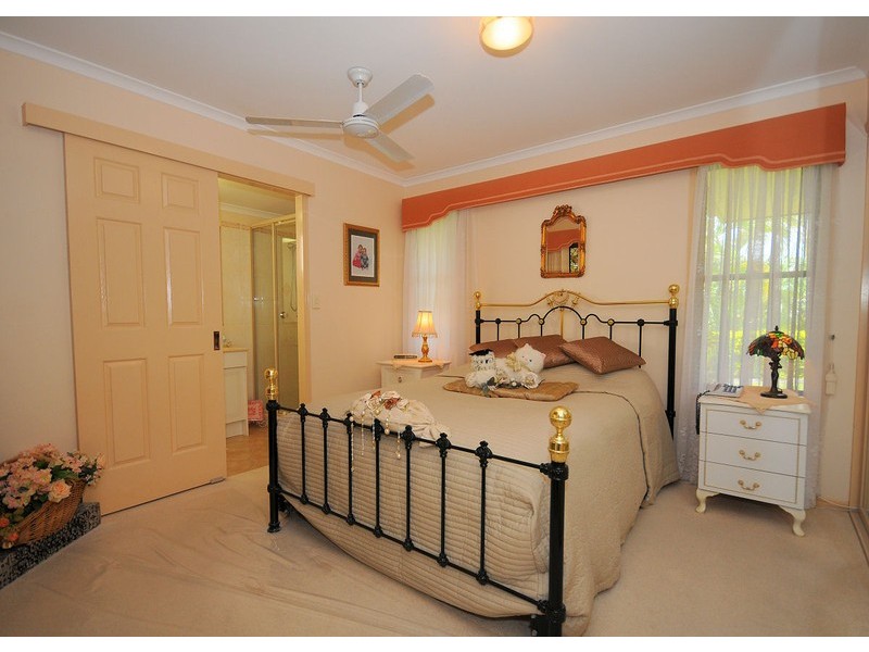 12 Lakeside Court, Hervey Bay QLD 4655