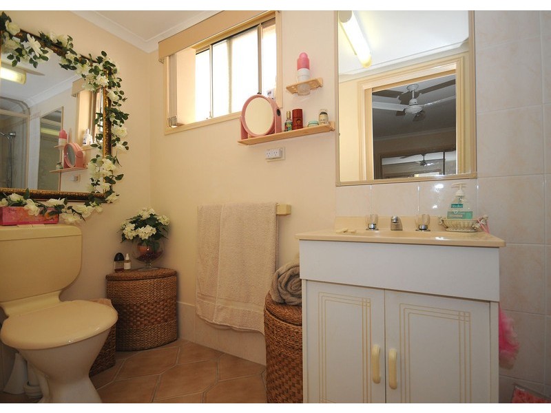 12 Lakeside Court, Hervey Bay QLD 4655