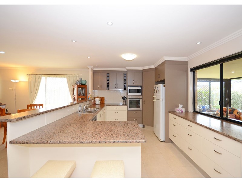 43 Lancaster Circuit, Urraween QLD 4655