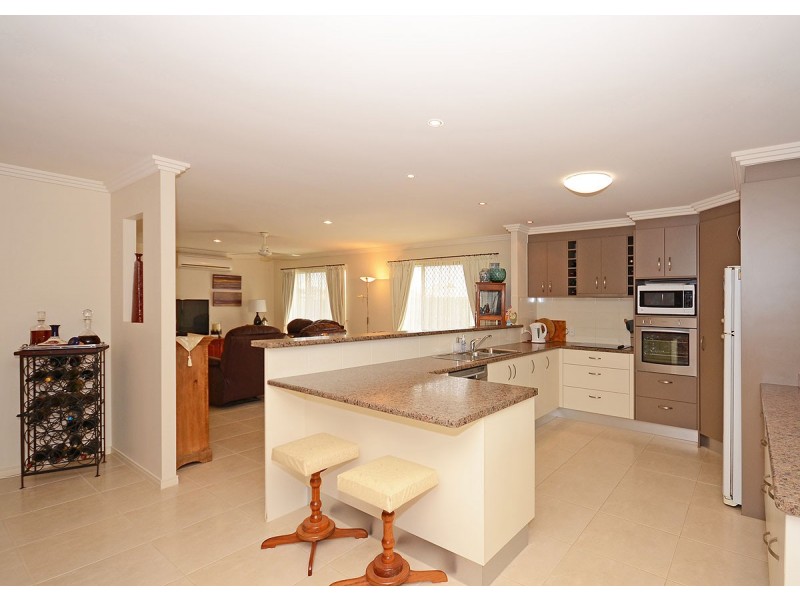 43 Lancaster Circuit, Urraween QLD 4655