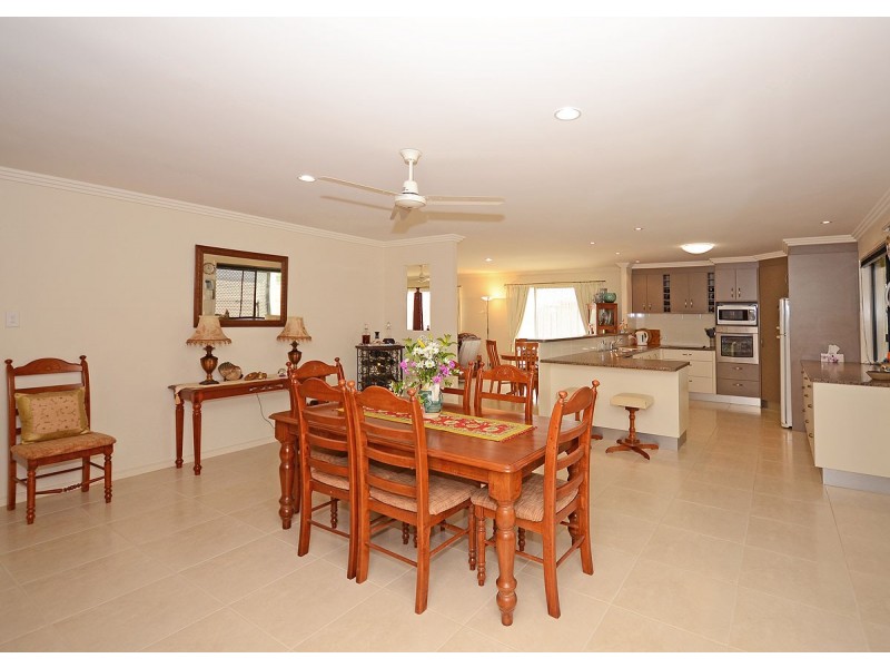 43 Lancaster Circuit, Urraween QLD 4655