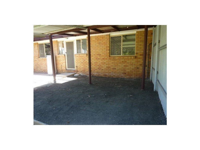 10  Rachael Street, Point Vernon QLD 4655
