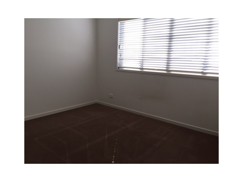 2/8 Hervey Street, Scarness QLD 4655