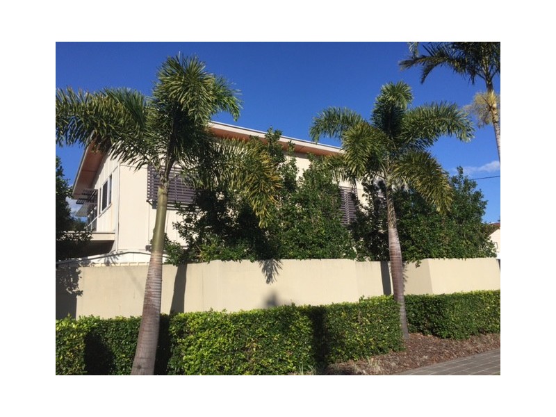 2/8 Hervey Street, Scarness QLD 4655