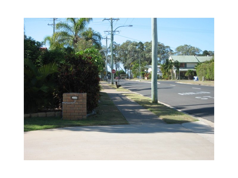 22-13 Ann St – Arlia Sands, Torquay QLD 4655